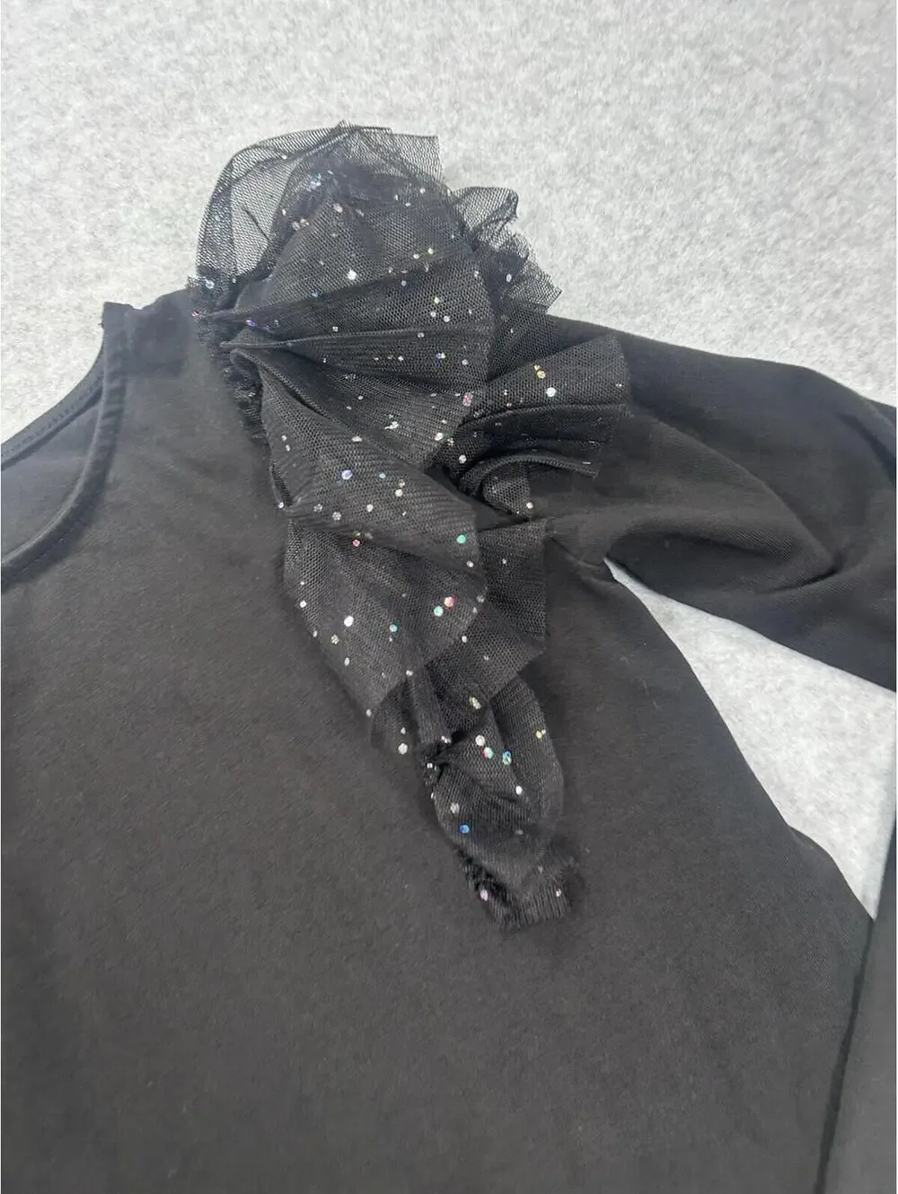 H&M Girls Black‎ Glitter Ruffle Long Sleeve Pullover Top US 8/10